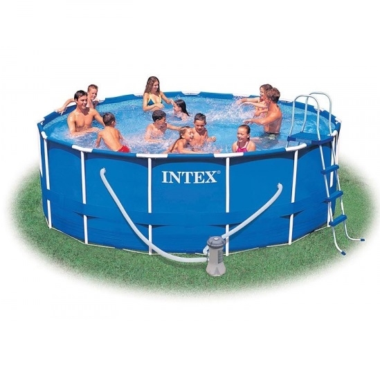 С фильтрующим насосом каркасный бассейн Metal Frame Pool Set Intex 56946 (457х122 см)  и аксессуарами