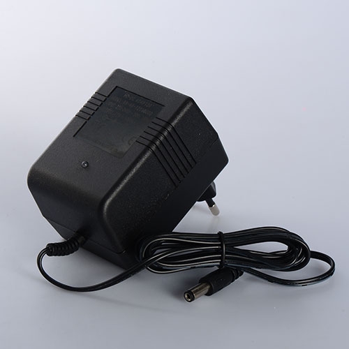 Зарядное устройство 12V 1000mA M 3182-CHARGER для электромобилей M 3182
