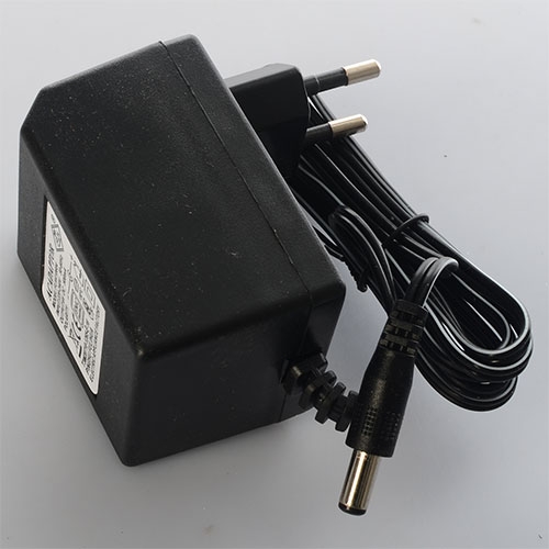 Зарядное устройство M 3256-CHARGER для электромобиля M 3256 M 3257 круглый штекер 6V 500MA