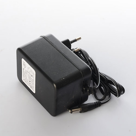 фото Зарядное устройство M 3279-CHARGER для электромобиля M 3279 M 3460 12V 1000mA