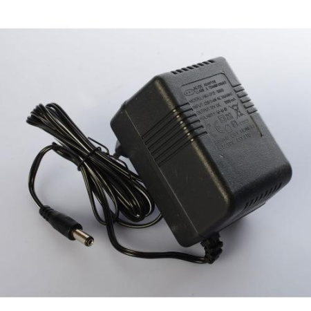 фото Зарядное устройство 12V 1000mA M 3962-CHARGER для джипа M 3962