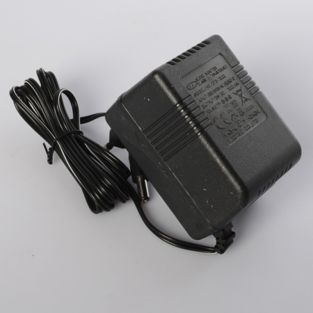 фото Зарядное устройство 12V 1000mA M 4169-CHARGER для машины M 4169