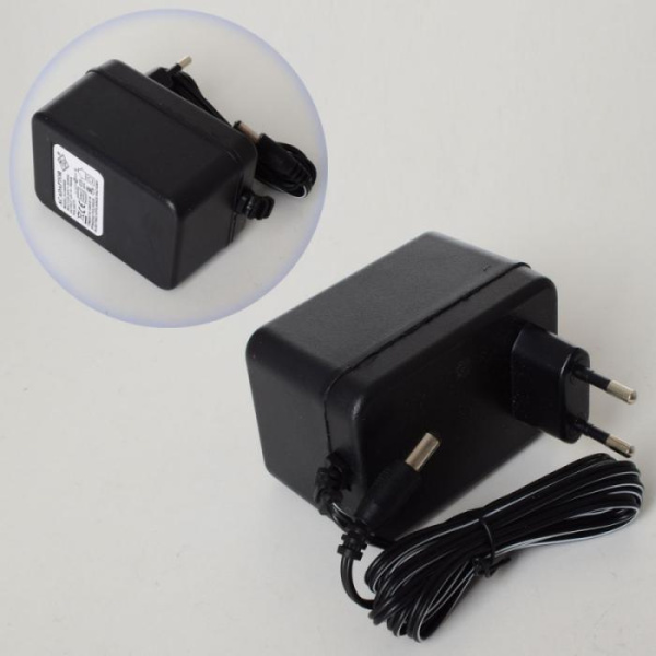 Зарядное устройство 12V 700mA M 4146-CHARGER для джипа M 4146