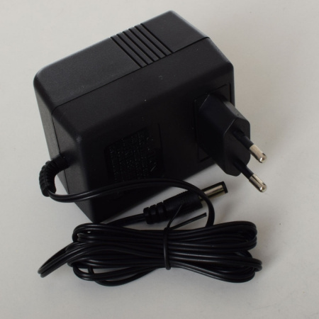 фото Зарядное устройство 12V 1000mA M 4093-CHARGER для электромобилей M 4093