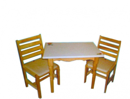 фото Деревянный стол и 2 стульчика (о)