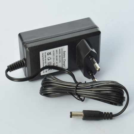 фото Зарядное устройство 12V 700mA M 3897-CHARGER для мотоцикла M 3897