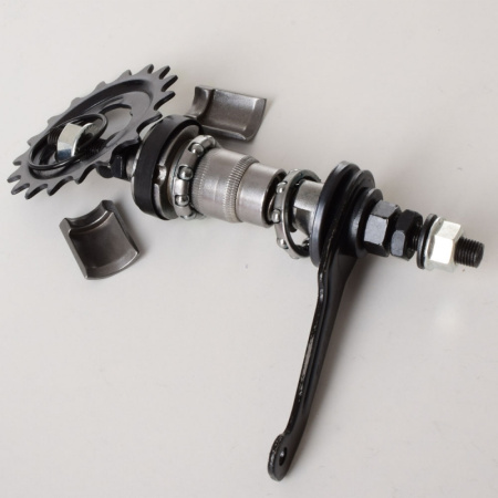 фото Ось втулки задняя для велосипедов SP0014 стальная в сборе