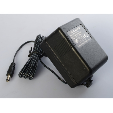 фото Зарядное устройство 12V 1000mA M 3996-CHARGER для джипа M 3996