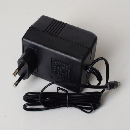 фото Зарядное устройство 12V 1000mA M 3994-CHARGER к машине M 3994