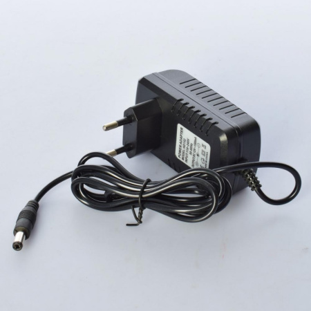 фото Зарядное устройство 12V 1500mA M 4196-CHARGER для машины M 4196