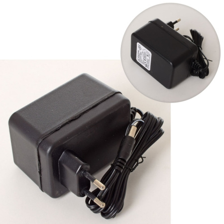 фото Зарядное устройство 12V 1000mA M 4109-CHARGER для электромобилей M 4109