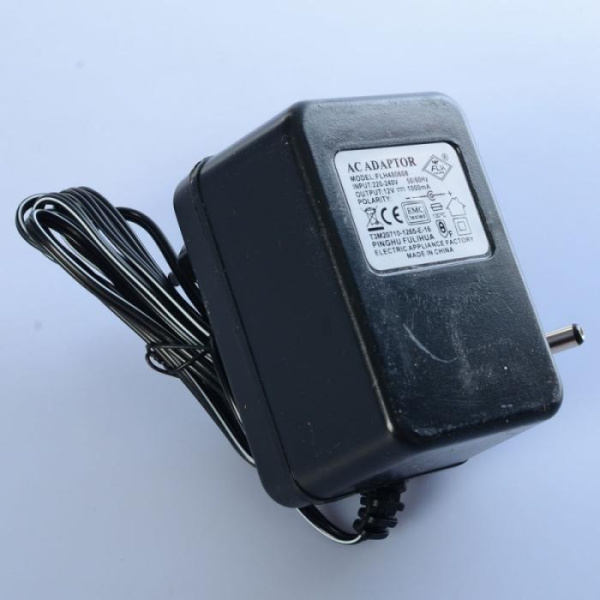Зарядное устройство 12V 1000mA M 3998-CHARGER для электромобиля M 3998