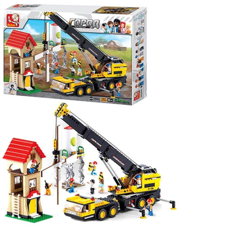 фото Конструктор для детей  SLUBAN M38-B0553 стройплощадка кран (767 деталей)