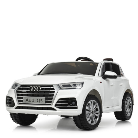 фото Детский полноприводный джип Audi Q5 M 5394EBLR-1 с кожаным сиденьем (белый) фото Детский полноприводный джип Audi Q5 M 5394EBLR-1 с кожаным сиденьем (белый)