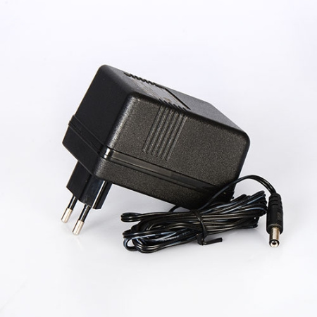 фото Зарядное устройство 12V-1000MAh круглый штекер для ML63 G55 M 3190 M 3162 DMD158